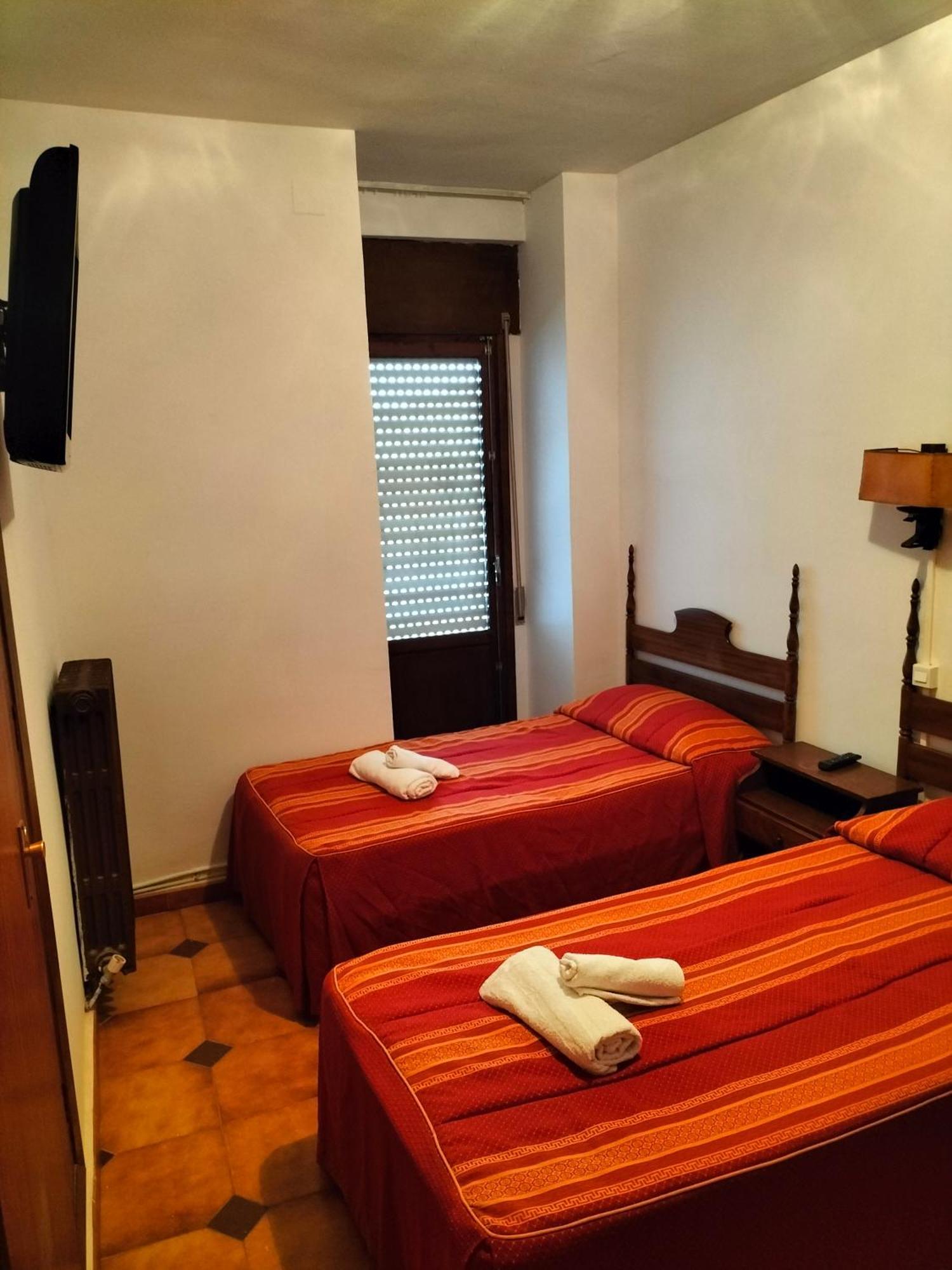 Pension Rioja Quinto ภายนอก รูปภาพ